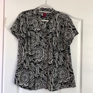 Ladies black and white top Large excellent shape